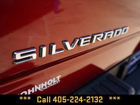 Used 2023 Chevrolet Silverado 1500 LTZ w/ Technology Package AWD/4WD image 5