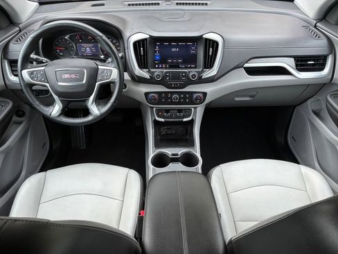 Used 2023 GMC Terrain SLT w/ Infotainment Package II FWD image 10