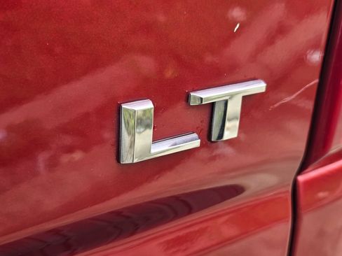 Used 2024 Chevrolet Silverado 1500 LT RWD image 13