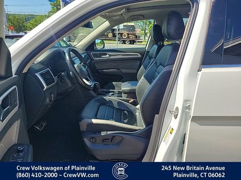 Certified 2022 Volkswagen Atlas SEL Premium AWD/4WD image 13