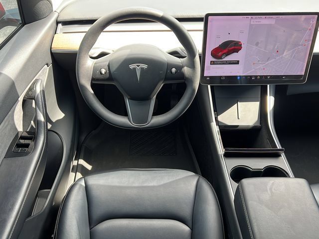 Used 2021 Tesla Model Y 2WD image 15