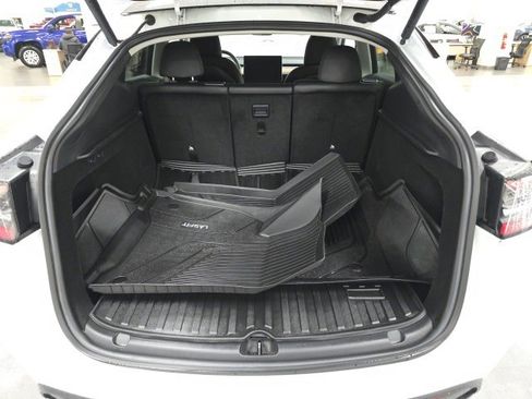 Used 2023 Tesla Model Y Long Range image 10