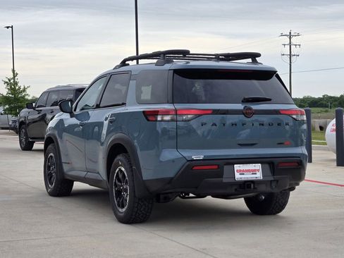 New 2026 Nissan Pathfinder Rock Creek AWD/4WD image 4