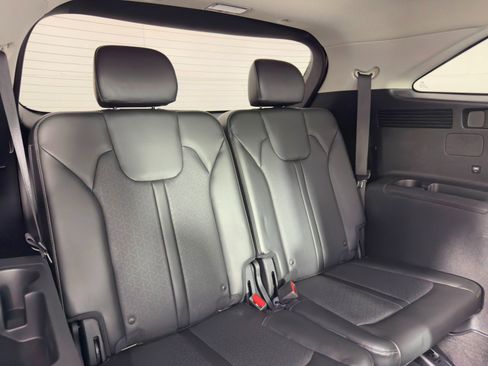 Used 2021 Kia Sorento EX w/ EX AWD X-Line Package image 35