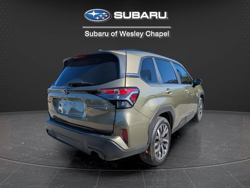 Used 2026 Subaru Forester Touring AWD/4WD image 5