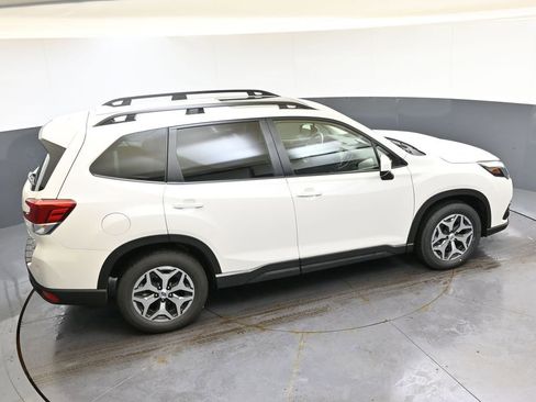 Certified 2023 Subaru Forester Premium image 53