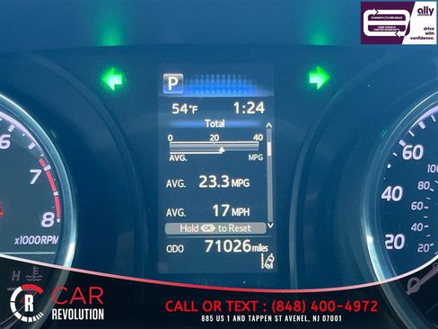 Used 2019 Toyota Camry SE FWD image 23
