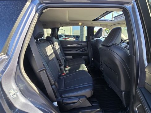Certified 2026 INFINITI QX60 Luxe w/ Cargo Package image 18