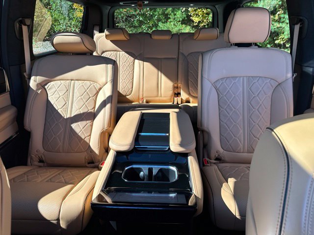 Used 2026 Jeep Grand Wagoneer Summit AWD/4WD image 40