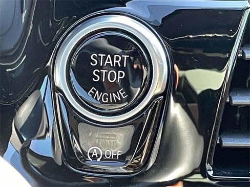 Used 2018 BMW 530i xDrive w/ Premium Package image 26