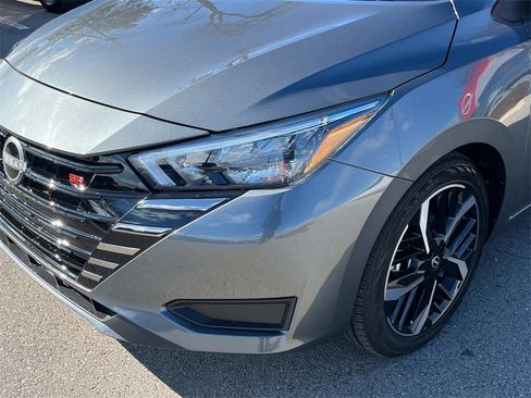 Certified 2025 Nissan Versa SR image 12