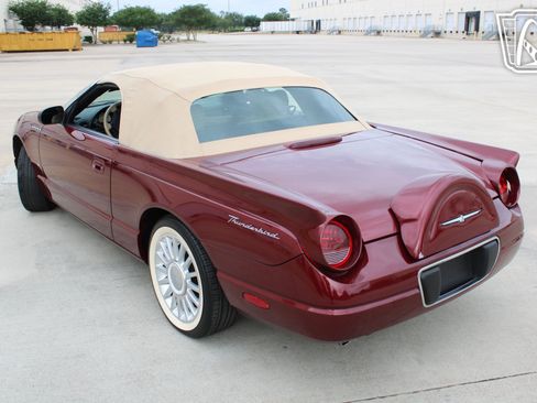 Used 2004 Ford Thunderbird RWD image 16