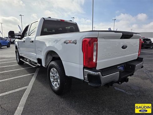 Certified 2024 Ford F250 XLT image 5