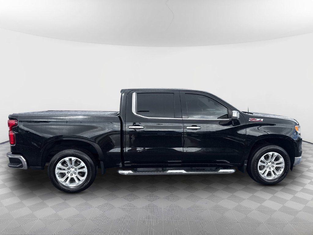 Used 2022 Chevrolet Silverado 1500 LTZ w/ LTZ Premium Package AWD/4WD image 8