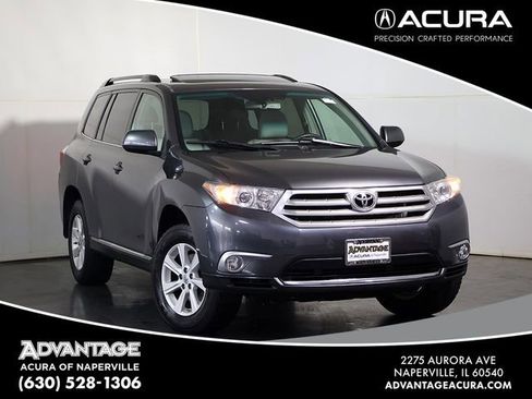 Used 2012 Toyota Highlander SE w/ Tow Pkg AWD/4WD image 1