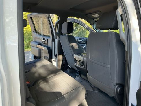 Used 2021 Chevrolet Silverado 1500 LT Trail Boss w/ LPO, Dark Essentials Package image 22