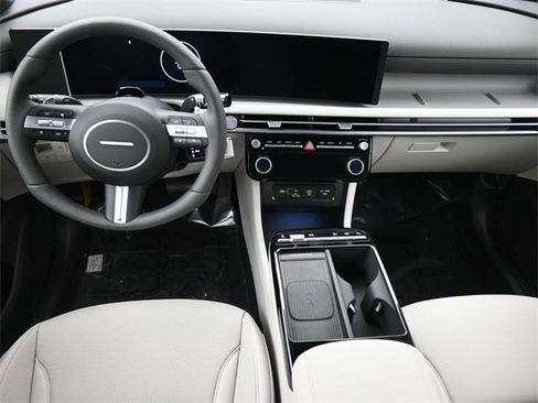 New 2026 Hyundai Tucson Limited image 12