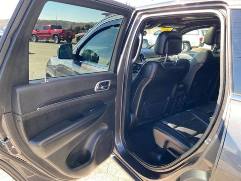 Used 2020 Jeep Grand Cherokee Limited w/ Luxury Group II image 14