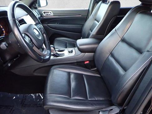 Used 2021 Jeep Grand Cherokee Limited image 12