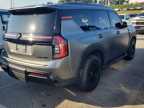 Used 2025 Nissan Armada PRO-4X w/ Pro-4X Premium Package AWD/4WD image 9