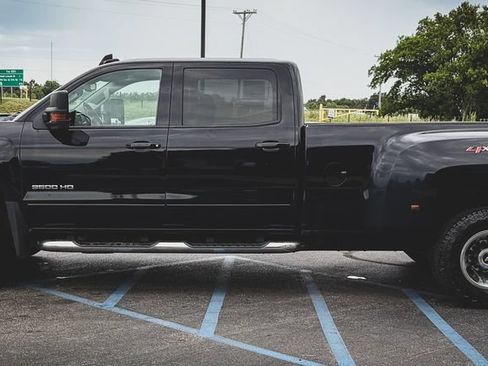 Used 2018 Chevrolet Silverado 3500 LT w/ LT Convenience Package AWD/4WD image 23