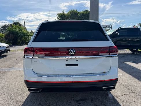 Used 2024 Volkswagen Atlas SE FWD image 6