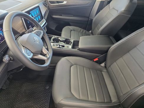 New 2026 Volkswagen Atlas SEL image 9