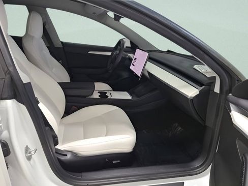 Used 2021 Tesla Model 3 Standard Range Plus RWD image 14