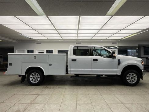 Used 2021 Ford F350 XLT w/ XLT Value Package image 4