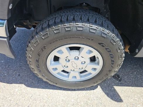 Used 2008 Chevrolet Colorado LT AWD/4WD image 12