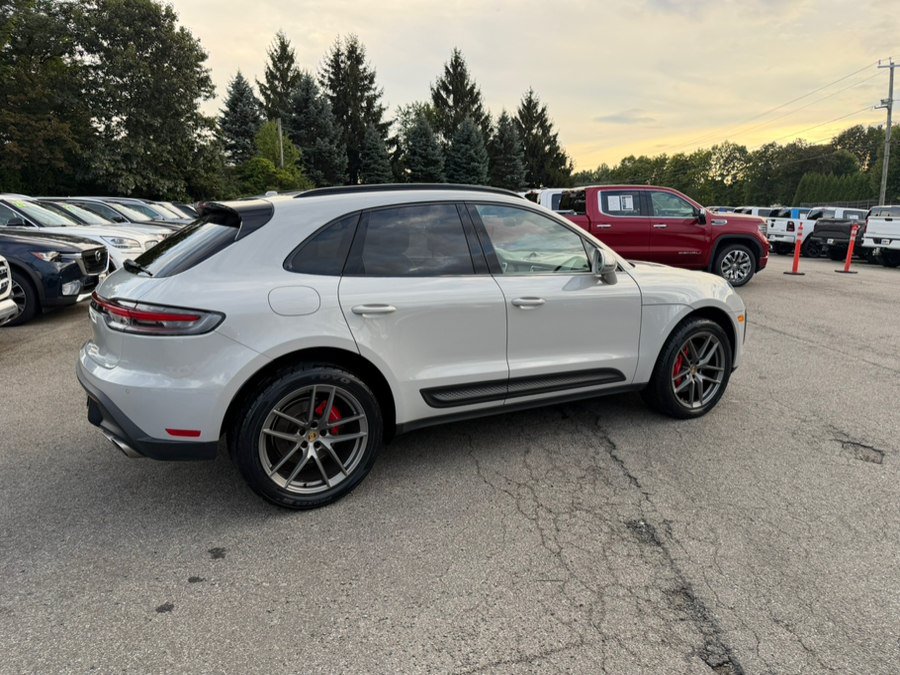 Used 2022 Porsche Macan S AWD/4WD image 6
