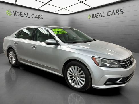 Used 2017 Volkswagen Passat 1.8T SE FWD image 3