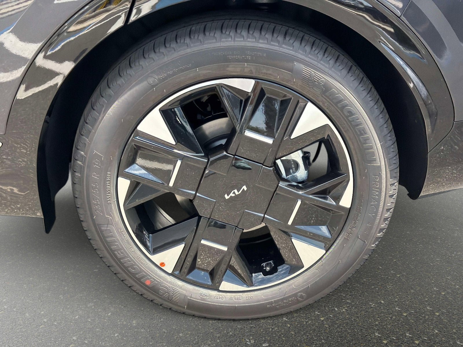 New 2026 Kia Sportage SX FWD image 9