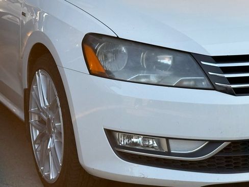 Used 2015 Volkswagen Passat 1.8T Sport FWD image 4