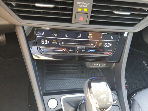 New 2025 Volkswagen Jetta SE image 22