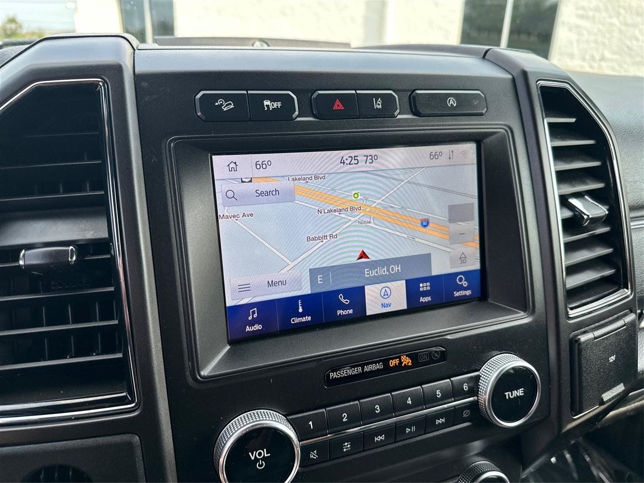 Used 2020 Ford Expedition Limited AWD/4WD image 28