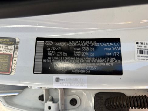 Used 2022 Hyundai Elantra SEL w/ Convenience + Premium Package image 25