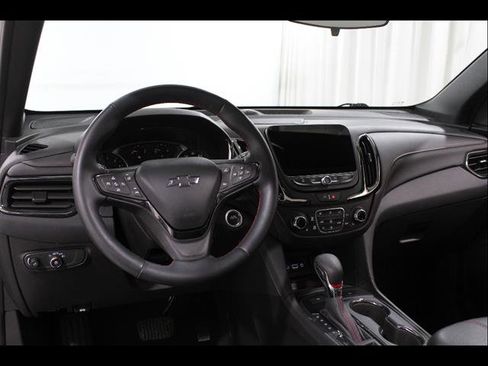 Used 2023 Chevrolet Equinox RS w/ RS Leather Package AWD/4WD image 6