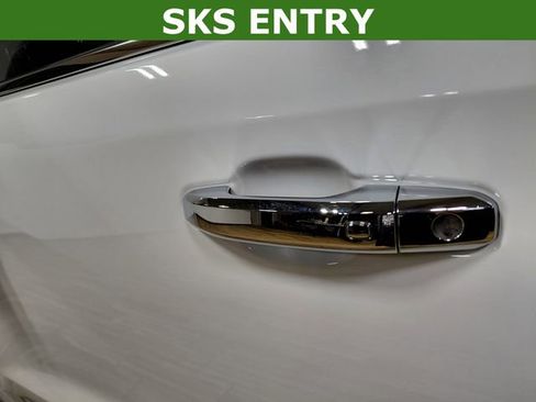 Used 2025 Chevrolet Silverado 1500 LTZ w/ LTZ Premium Package image 13