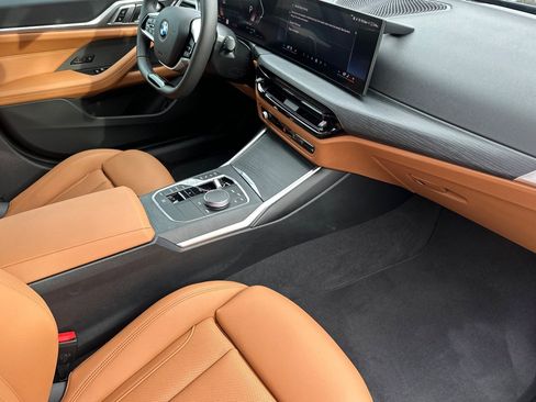 Used 2025 BMW 430i w/ Premium Package image 19