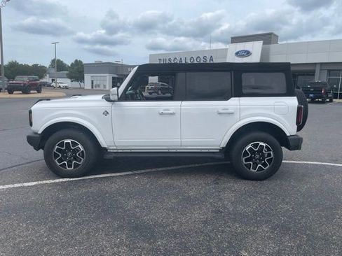 Used 2022 Ford Bronco Outer Banks AWD/4WD image 7