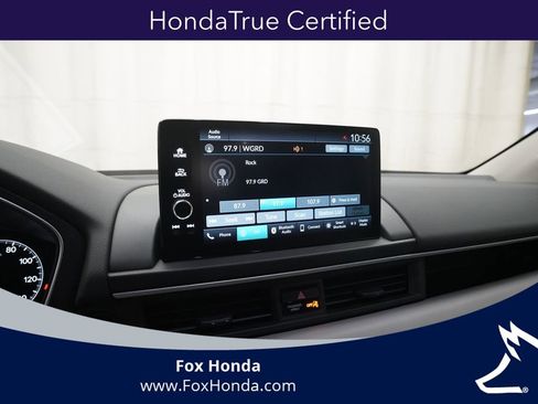 Certified 2025 Honda Pilot EX-L image 6