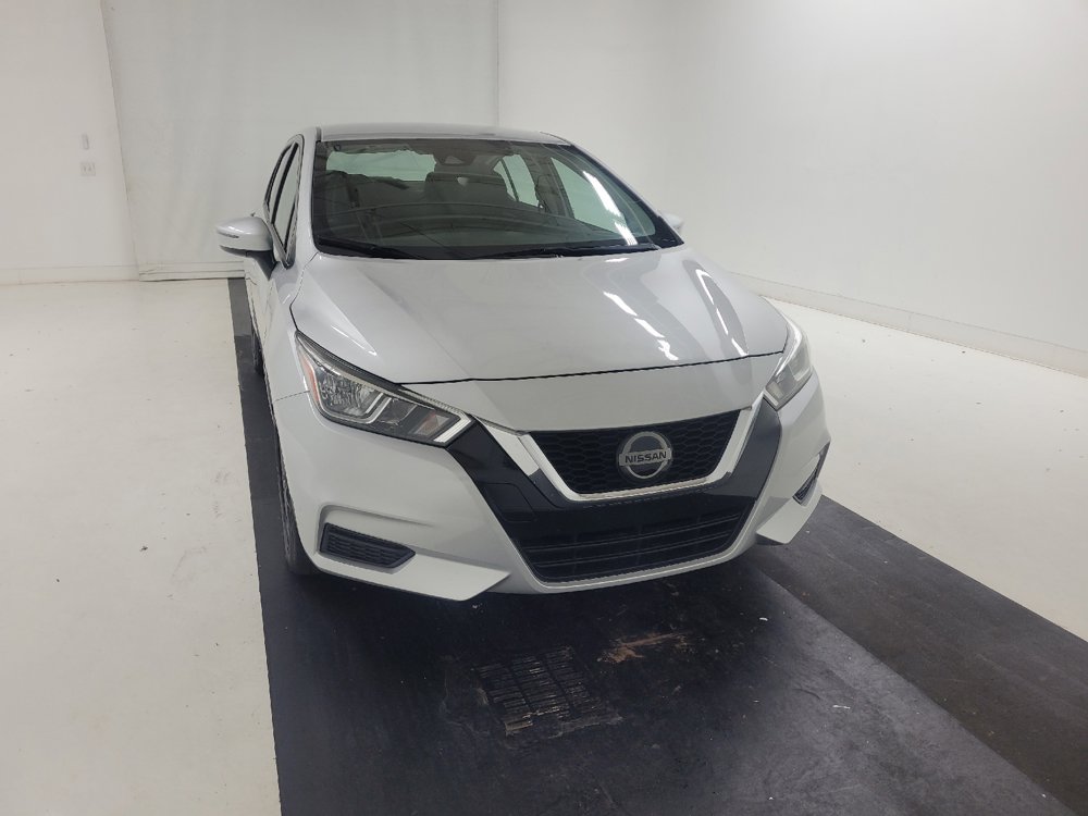 Used 2021 Nissan Versa SV FWD image 14