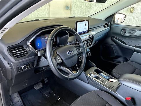 Certified 2024 Ford Escape Active image 17