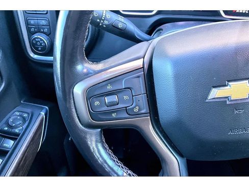 Used 2022 Chevrolet Silverado 1500 High Country image 25