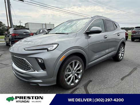 Used 2024 Buick Encore GX Avenir w/ Avenir Convenience Package FWD image 1