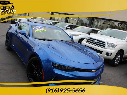 Used 2017 Chevrolet Camaro LT RWD image 1