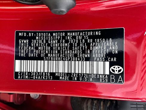 Used 2016 Toyota Corolla LE image 34