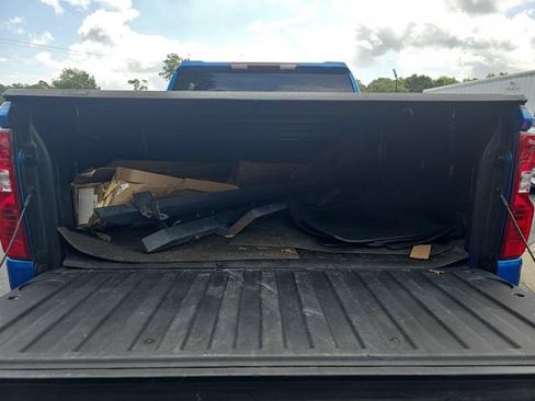 Used 2023 Chevrolet Silverado 1500 Custom RWD image 12