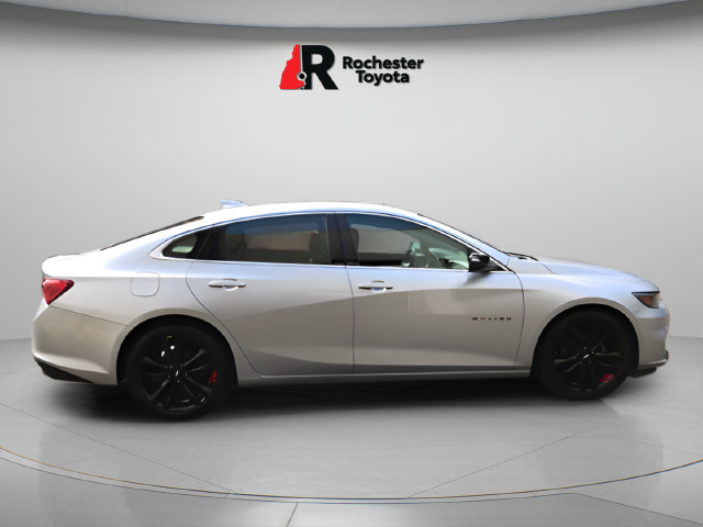 Used 2018 Chevrolet Malibu LT w/ Redline Edition FWD image 8